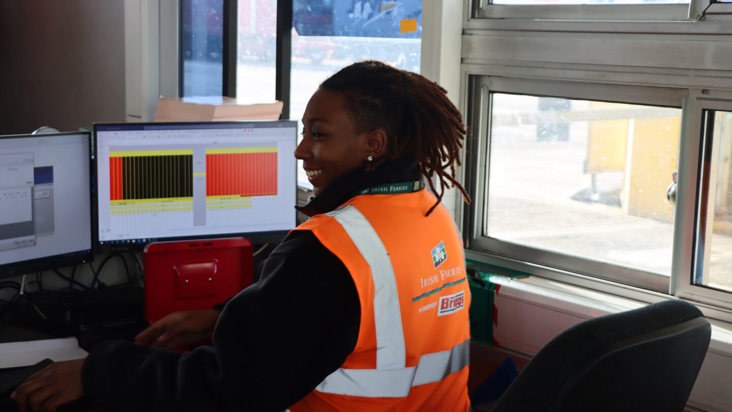 Briggs Marine Staff at Check-In Dover