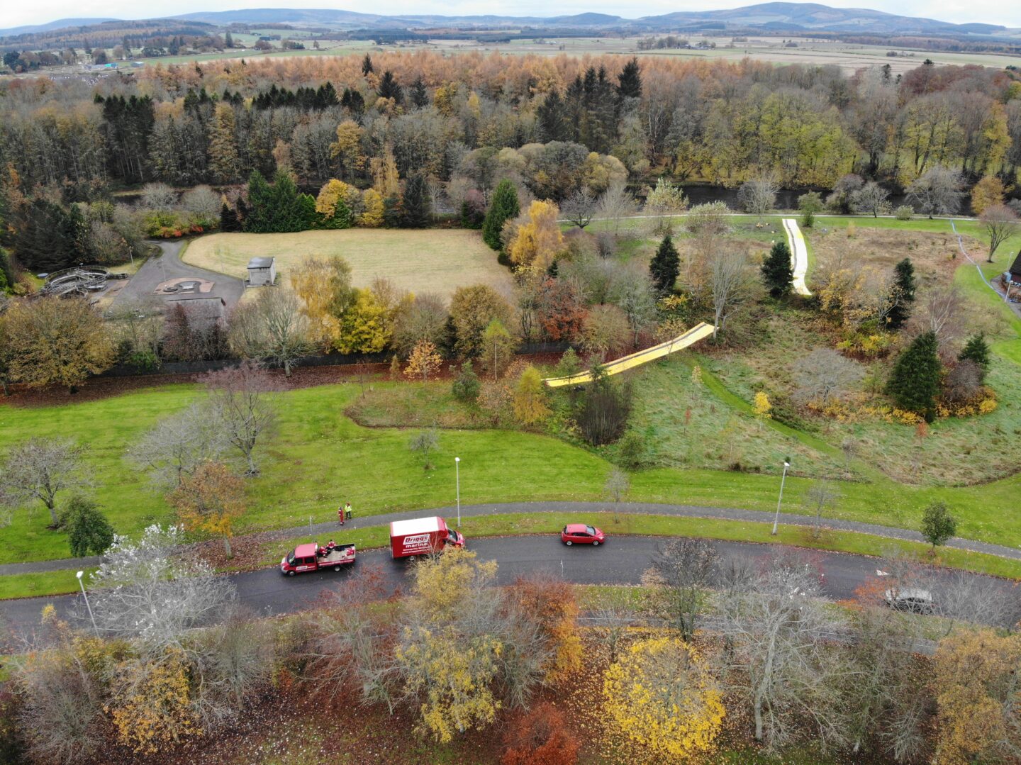 Briggs Marine deployed Flood defence barriers and pumps to protect houses in Kemnay from Flooding during Storm Babet