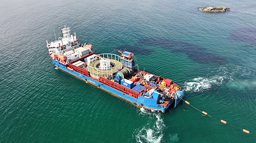Briggs Marine Cable Lay Vessel on SSEN Distribution project